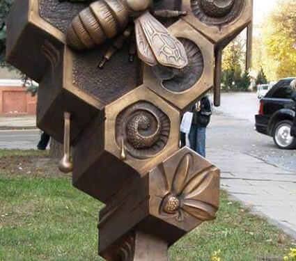 Про пам’ятник у самому центрі Тернополя, який мало хто помічає