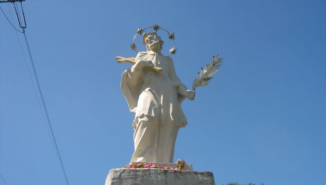 У Тернополі є унікальний пам’ятник покровителю закоханих (фото)