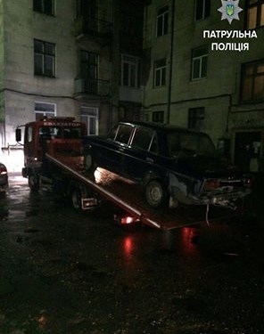 У Тернополі чоловік їздив за кермом п’яний, як чіп