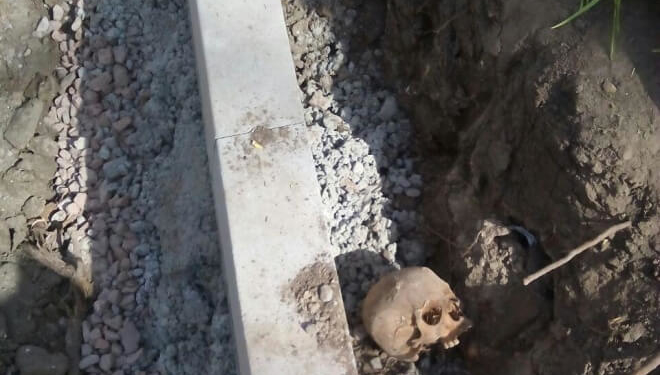 У центрі Тернополя знайшли людський череп і кістки