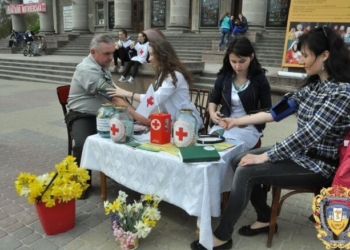 Що влаштували посеред Тернополя студенти-медики? (фото)