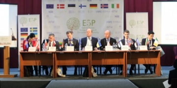 Іноземні кортежі, європейські посли та бізнесмени, – що сьогодні творилося у Тернополі