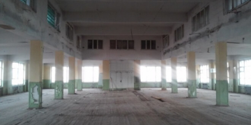 Закинута швейна фабрика у Тернополі здригнеться