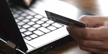 Оце чоловік радіє: йому житель Тернопільщини перерахував 140 тисяч гривень!