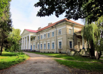 Чиновники Тернопільської області проти людей та військових?