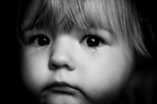 На Тернопільщині 2-річна дівчинка вилила на себе каструлю з кип’ятком