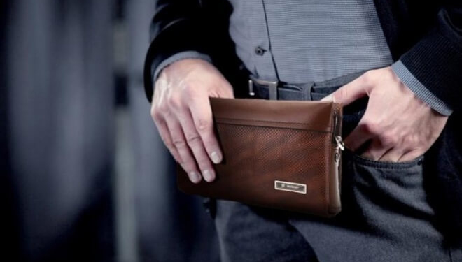 На ринку при свідках обікрали тернополянку