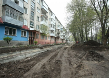 “Ланцюгова реакція”, або на які двори на “Східному” у Тернополі чекає ремонт?