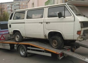 У Тернополі знайшли автомобіль-привид