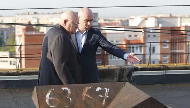 Більше не тектиме, – у Тернополі взялися ремонтувати дахи