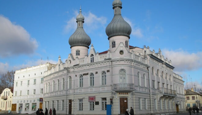 Активісти пригадали “гріхи” губернатора Тернопільщини та його брата-депутата