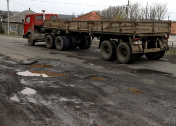 Дороги на Тернопільщині покращаться через 2-3 роки. Не раніше…