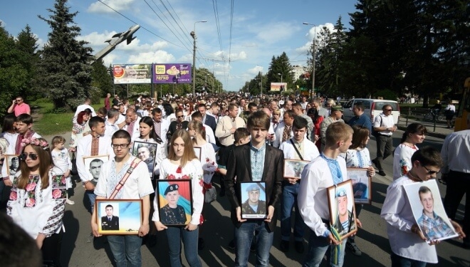 День Героїв має набути статусу офіційного державного свята