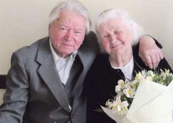 Неймовірна пара Тернополя: 64 роки терпіння, усмішок та любові (фото)