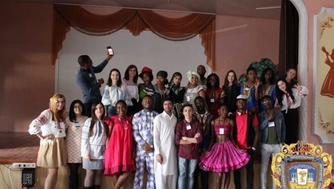 Мікс культур, – іноземці у Тернополі влаштували власне свято