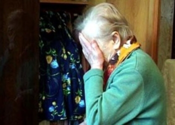 На Тернопільщині старенька бабуся потрапила у пастку