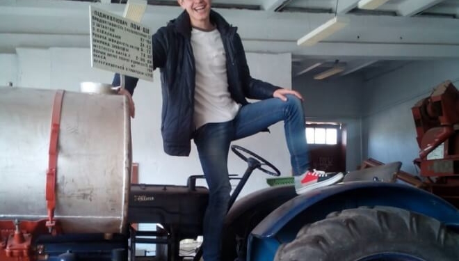 Миколу несли на кладовище через усе селище, – як на Тернопільщині хоронили студента