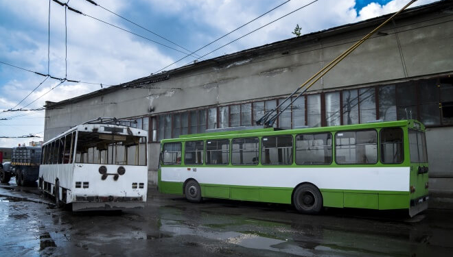 Вулицями Тернополя їздить менше тролейбусів