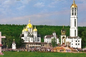 В Зарваниці очікують більше мільйона прочан