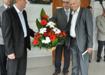 У Тернополі відкрили пам’ятний знак хірургу