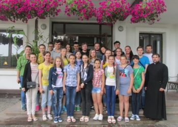 У найбільшій греко-католицькій святині Тернопільщини говорили про буддизм та помісну церкву