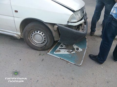 У Тернополі п’яний за кермом “наробив справ”