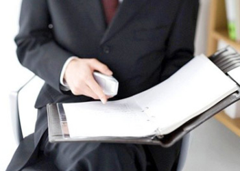 На Тернопільщині двадцятьом службовцям “накивали пальцем”