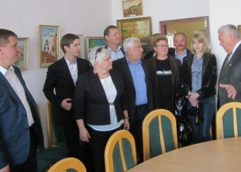 Дожилися! На унікальну скульптуру на Тернопільщині чиновники просять гроші у поляків