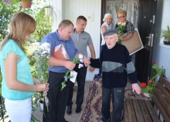 Унікальний чоботар з Тернопільщини відсвяткував 100 років