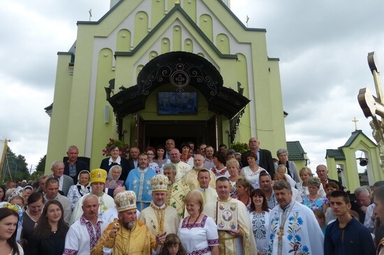 На місці складу для отрутохімікатів на Тернопільщині зробили церкву