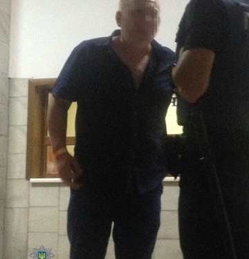 У Тернополі чоловіку проломили голову, бо він зухвало чіплявся до чужої дружини