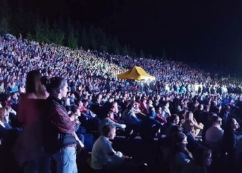 Неймовірно, як молодь розважалася у Зарваниці на Тернопільщині (фото, відео)
