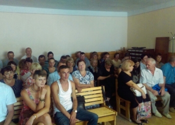 130 селян на Тернопільщині виступили проти чиновників та звернулися до суду