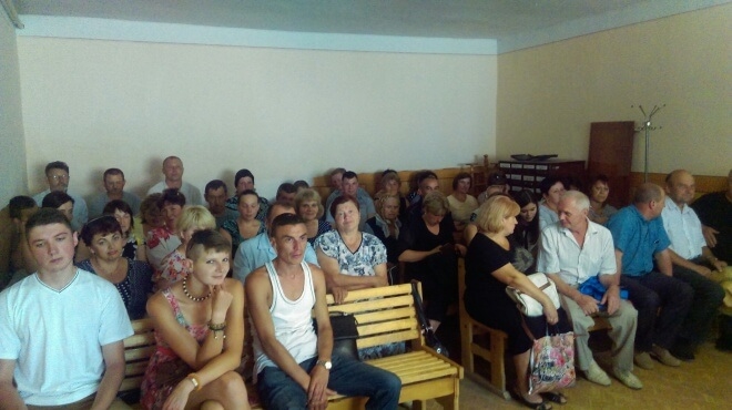 130 селян на Тернопільщині виступили проти чиновників та звернулися до суду