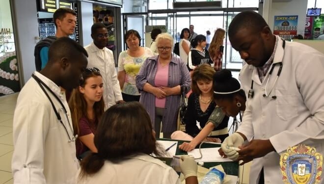 Актуальна відповідь на те, що роблять іноземці у Тернополі