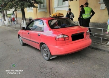 Тернополяни, ніколи не сідайте у це таксі! (фото)