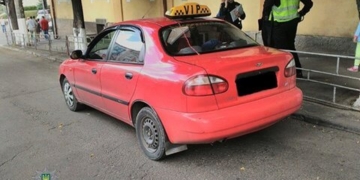 Тернополяни, ніколи не сідайте у це таксі! (фото)