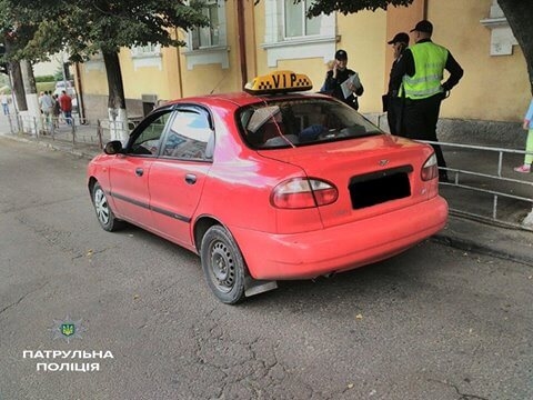 Тернополяни, ніколи не сідайте у це таксі! (фото)