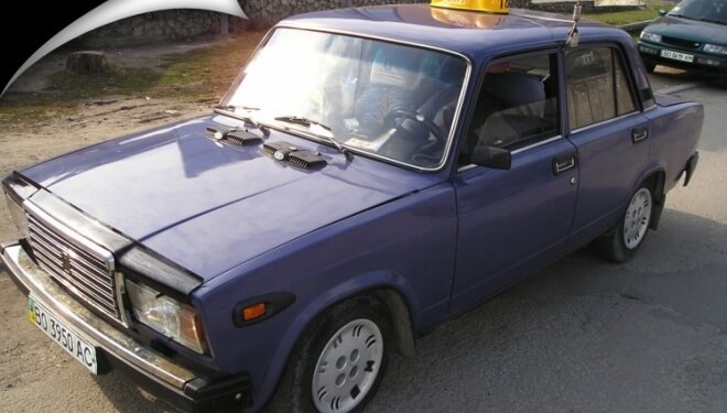 Таксисти Тернополя допомагають аферистам!