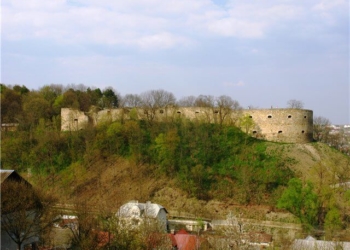На Тернопільщині відзняли відео про старе місто із унікальних фрагментів