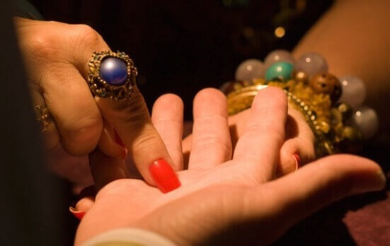 На Алясці у Тернополі дві жінки провернули велику аферу