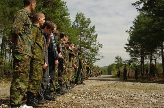 Автомати та димові шашки, – як на Тернопільщині проводили вишкіл (відео)