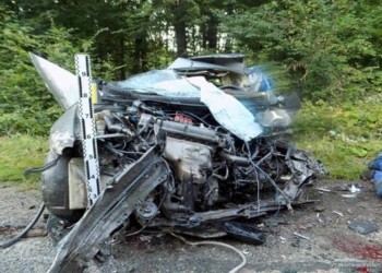 У страшній аварії на Тернопільщині загинув киянин, а його авто перетворилося на купу металобрухту