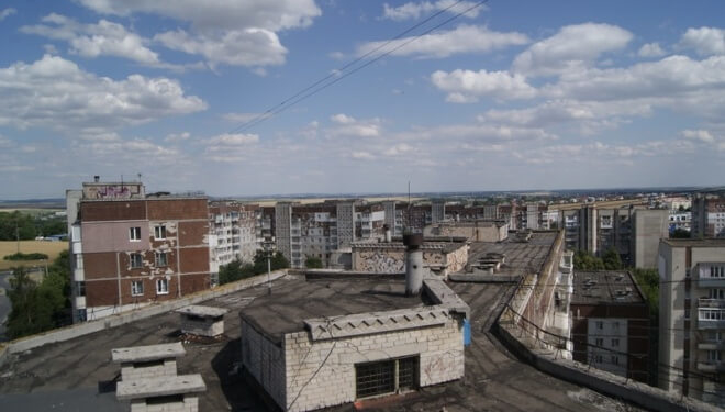 Тернопільські комунальники забороняють влаштовувати романтичні вечері на дахах