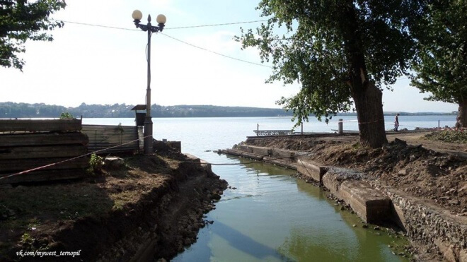 Тернополяни хочуть відкрити річку Рудка, яку ще у радянські часи закрили плитами