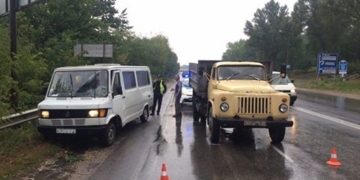 Після випитої пляшки горілки тернополянин сів за кермом і потрапив у аварію