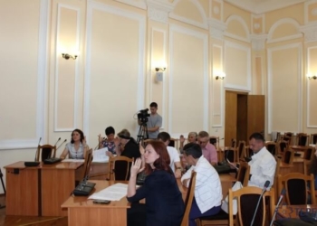 Молоді тернопільські депутати збиралися у понеділок і ось що вирішили