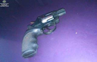 Тернополянин викликав патрульних, щоб вгамувати сина