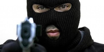 Зухвале пограбування відбулося на вихідних поблизу Тернополя