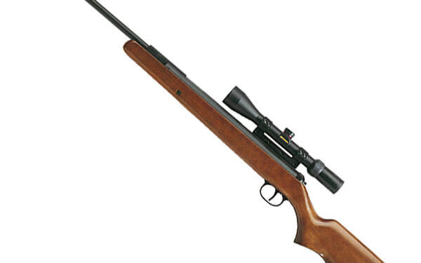 Тернополяни незаконно зберігали вдома майже 70 мисливських рушниць